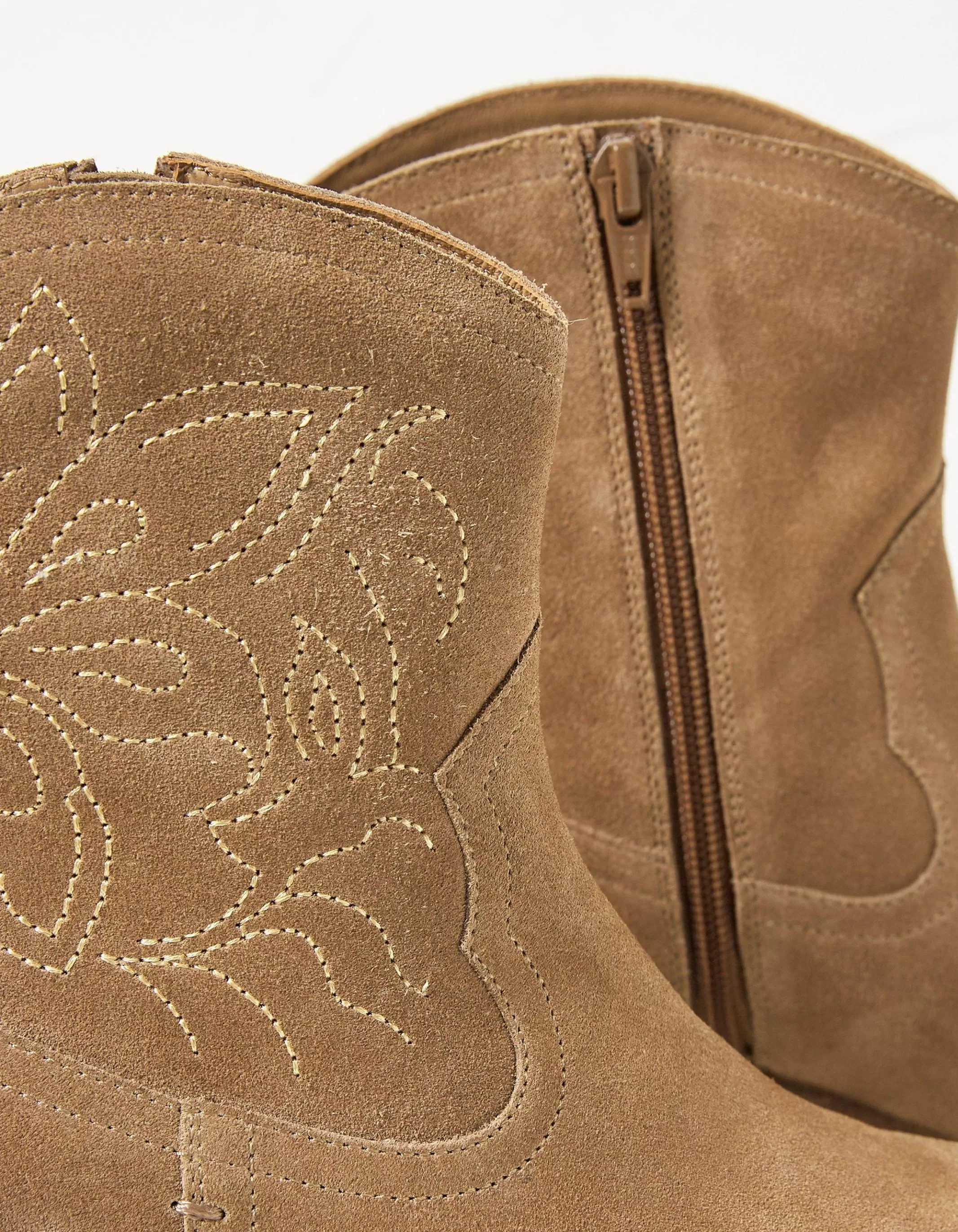 New FatFace Abilene Western Ankle Embroidered Boot Tan