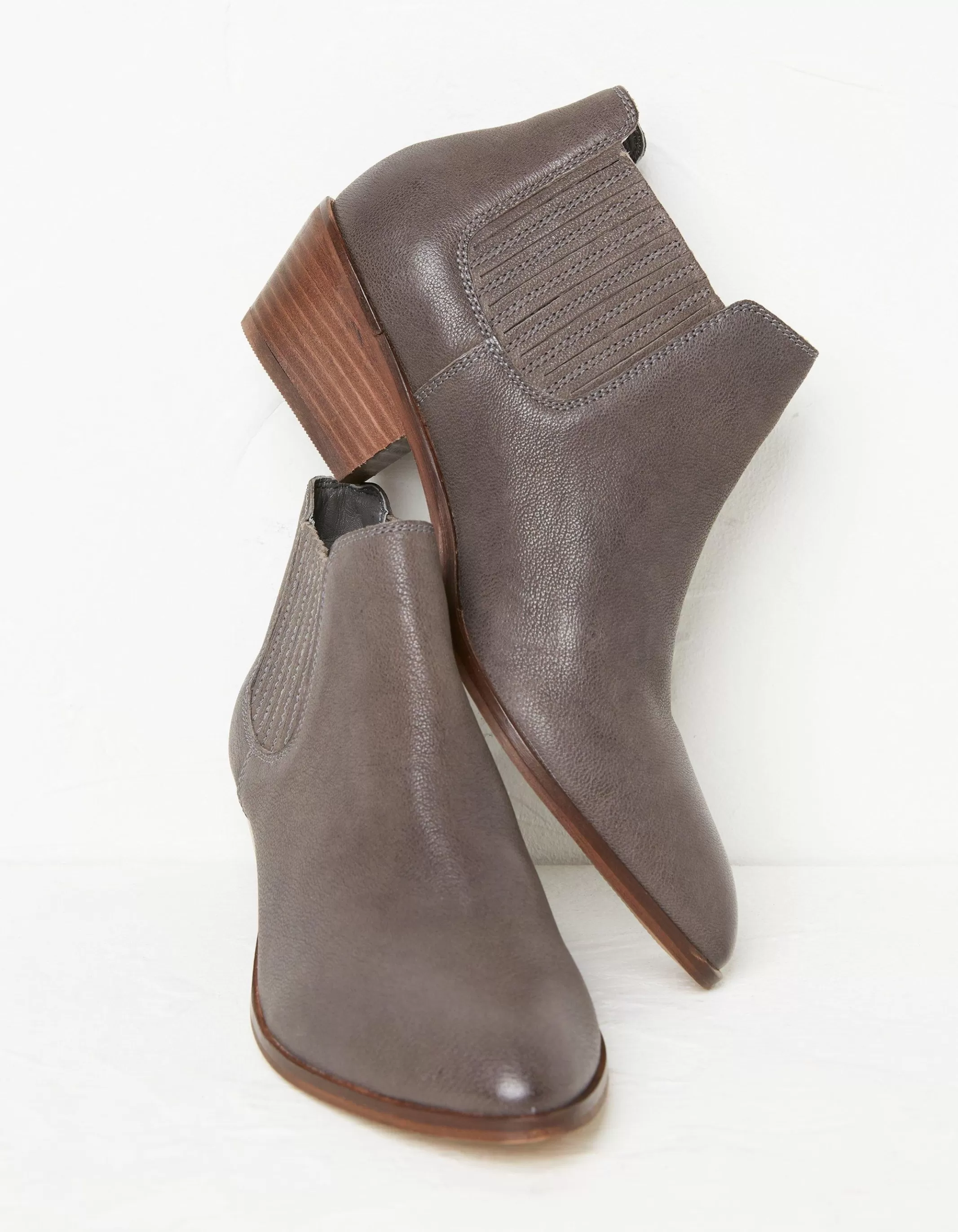 Hot FatFace Ava Western Ankle Boot Grey