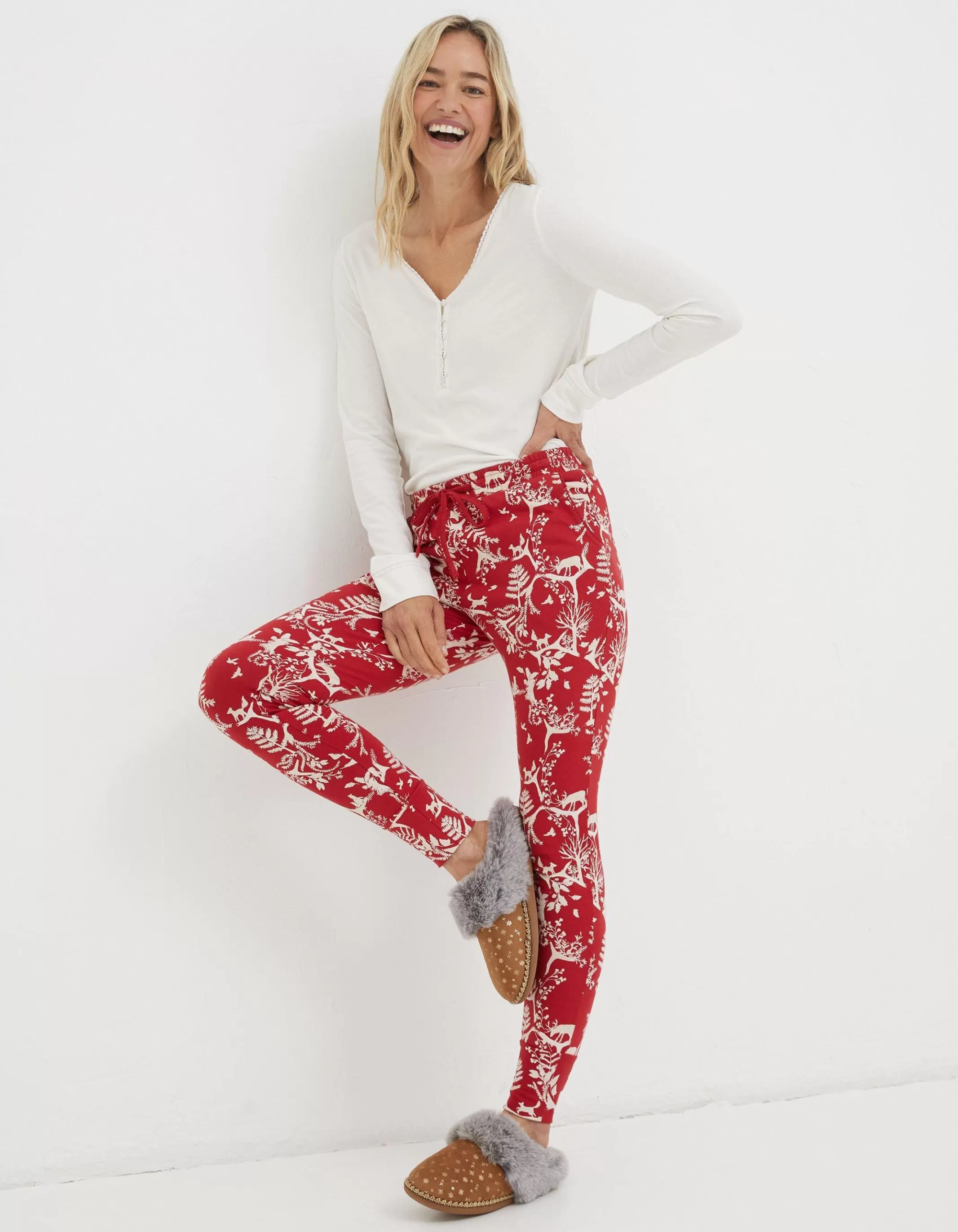 Fashion FatFace Ellie Forest Scapes Legging Cherry Red