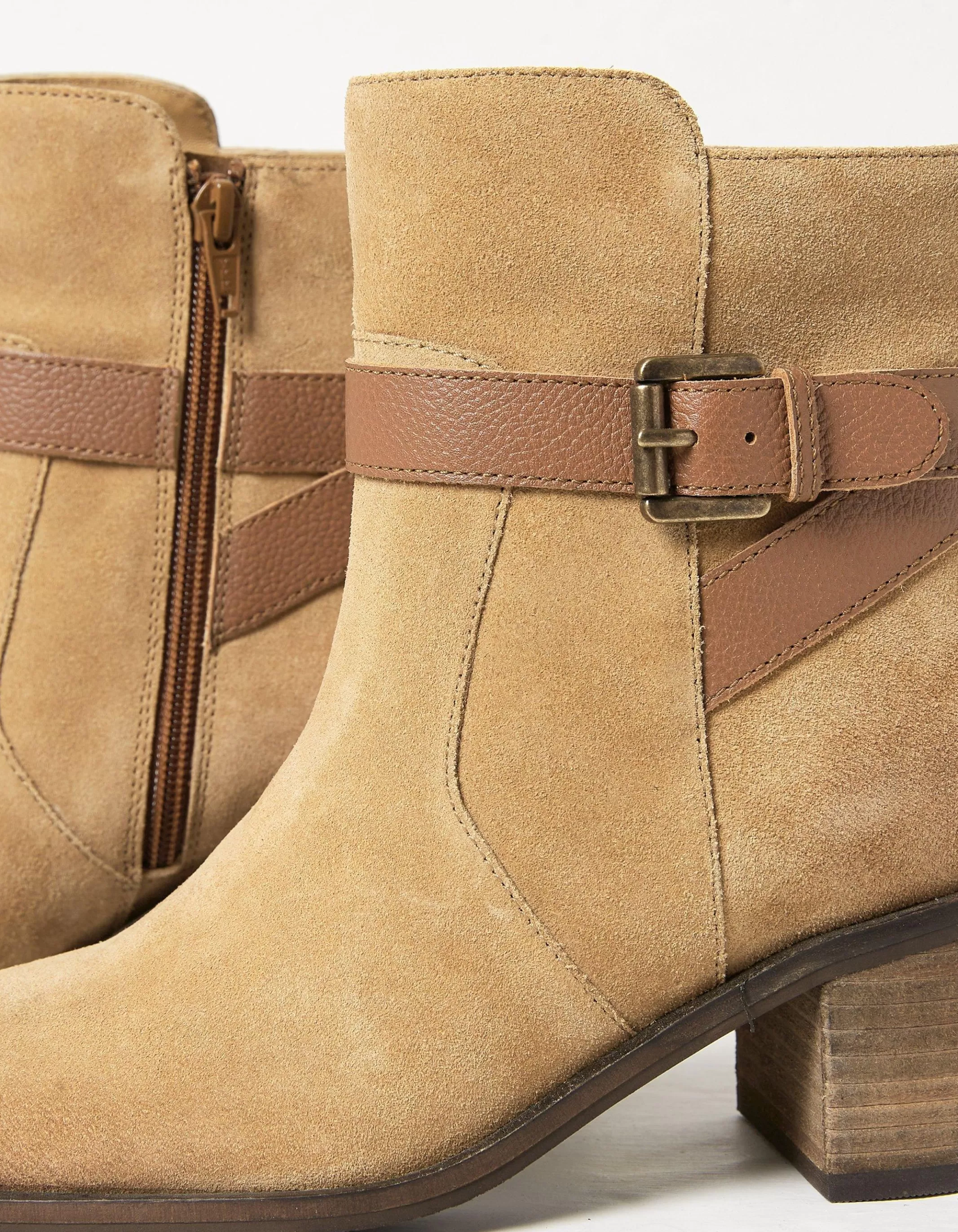 Outlet FatFace Freya Suede Block Heel Ankle Boot Tan