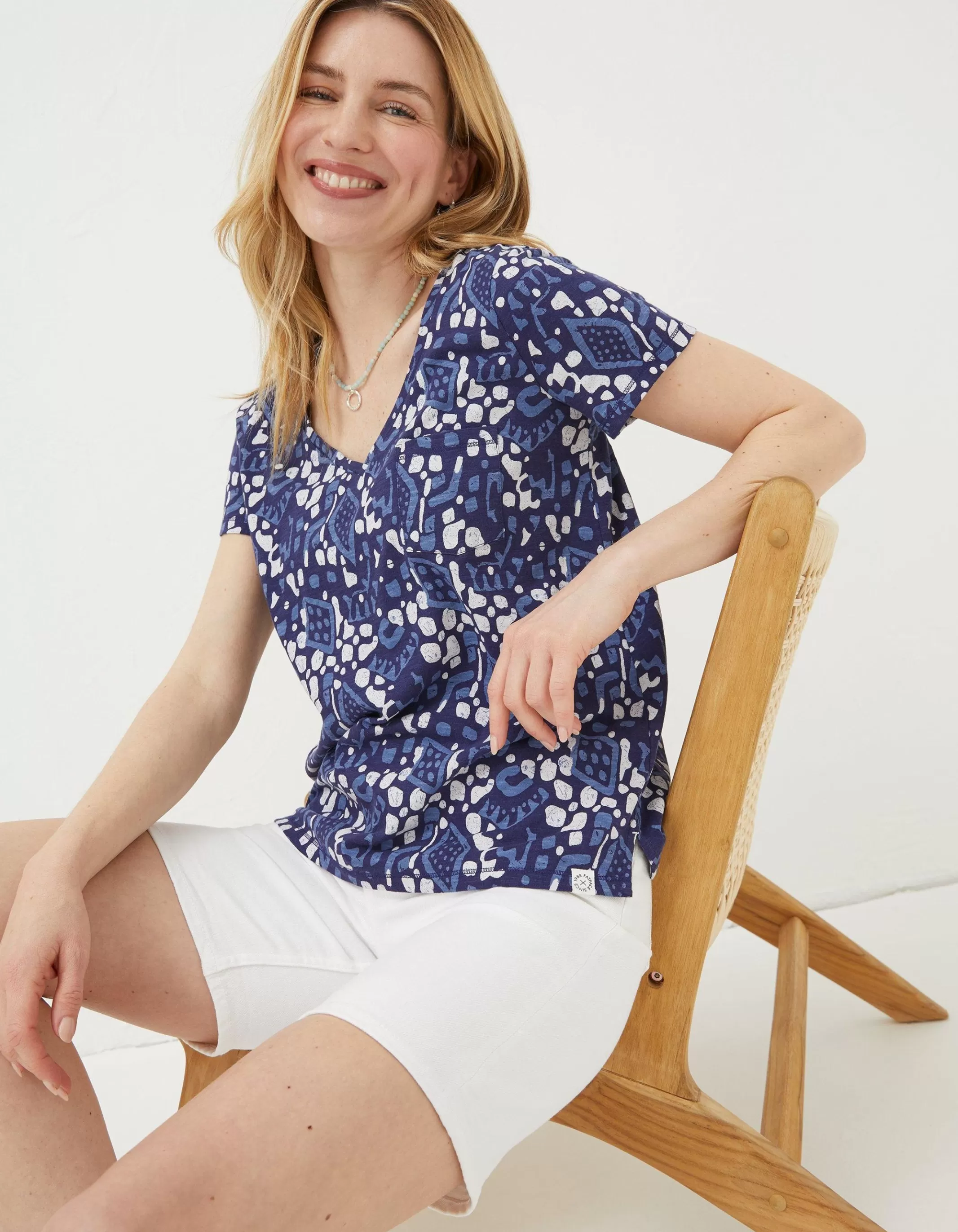 Fashion FatFace Maggie Geo Batik T-Shirt Navy