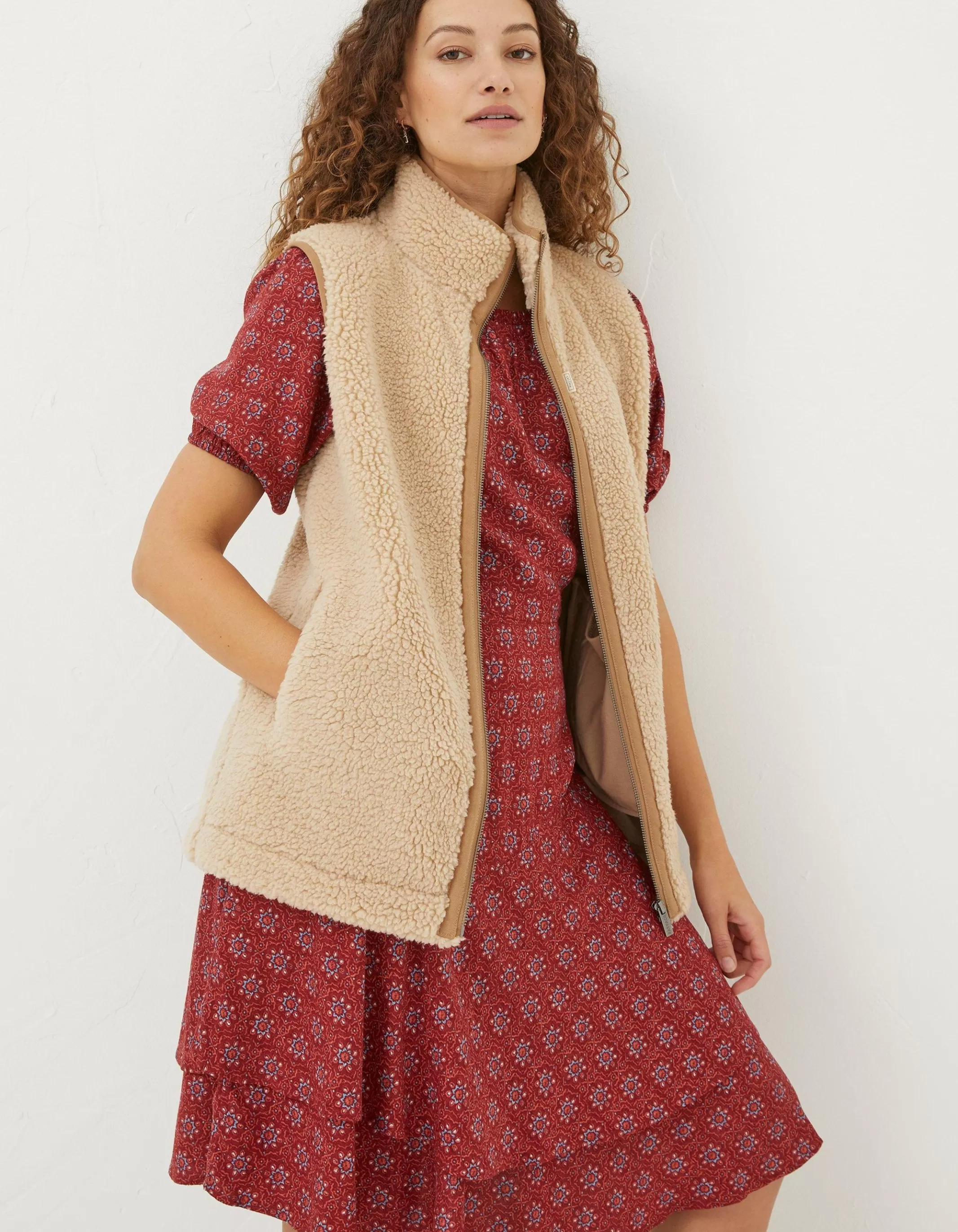 New FatFace Murphy Fleece Gilet Ivory