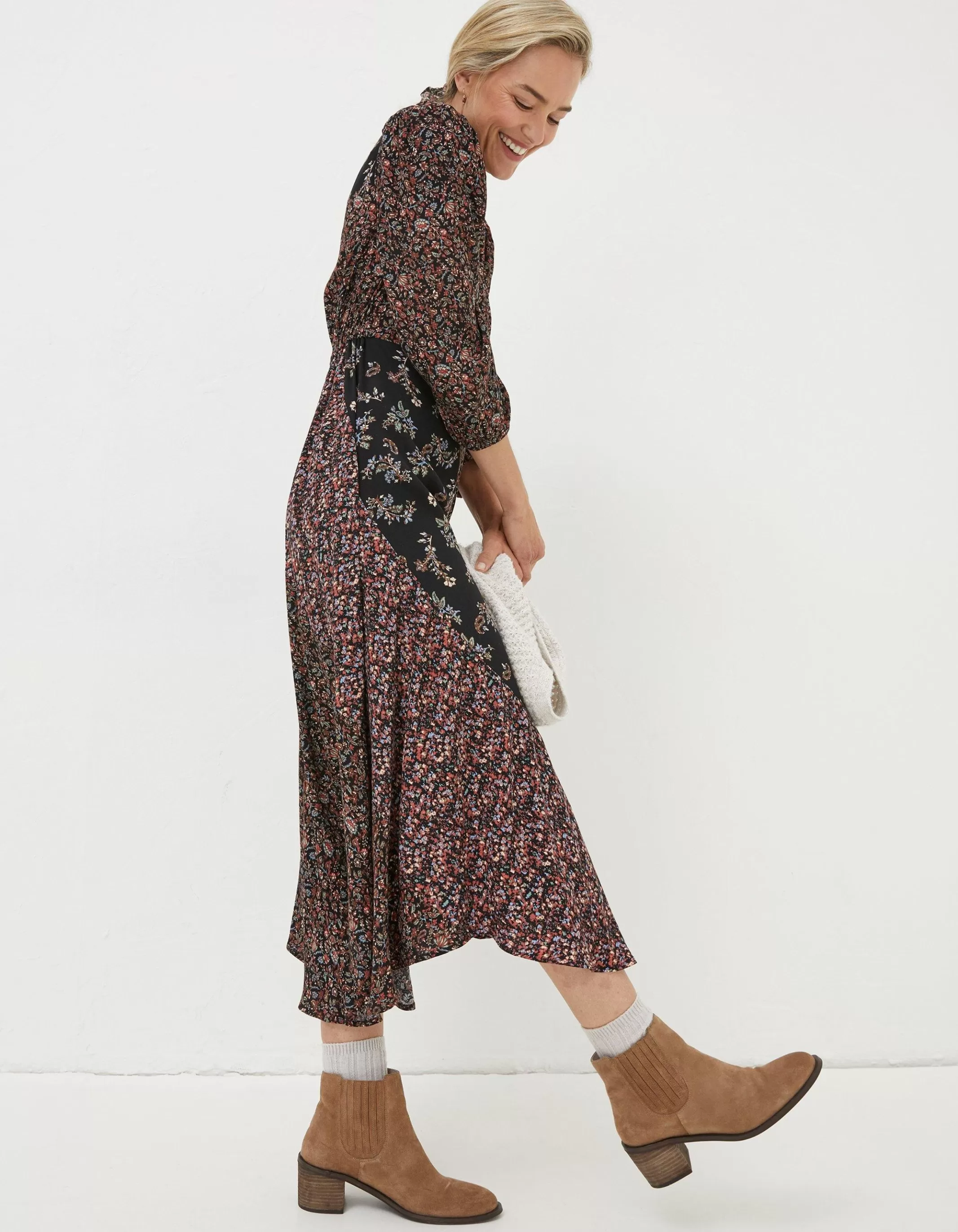 Store FatFace Nate Craft Floral Midi Dress Black