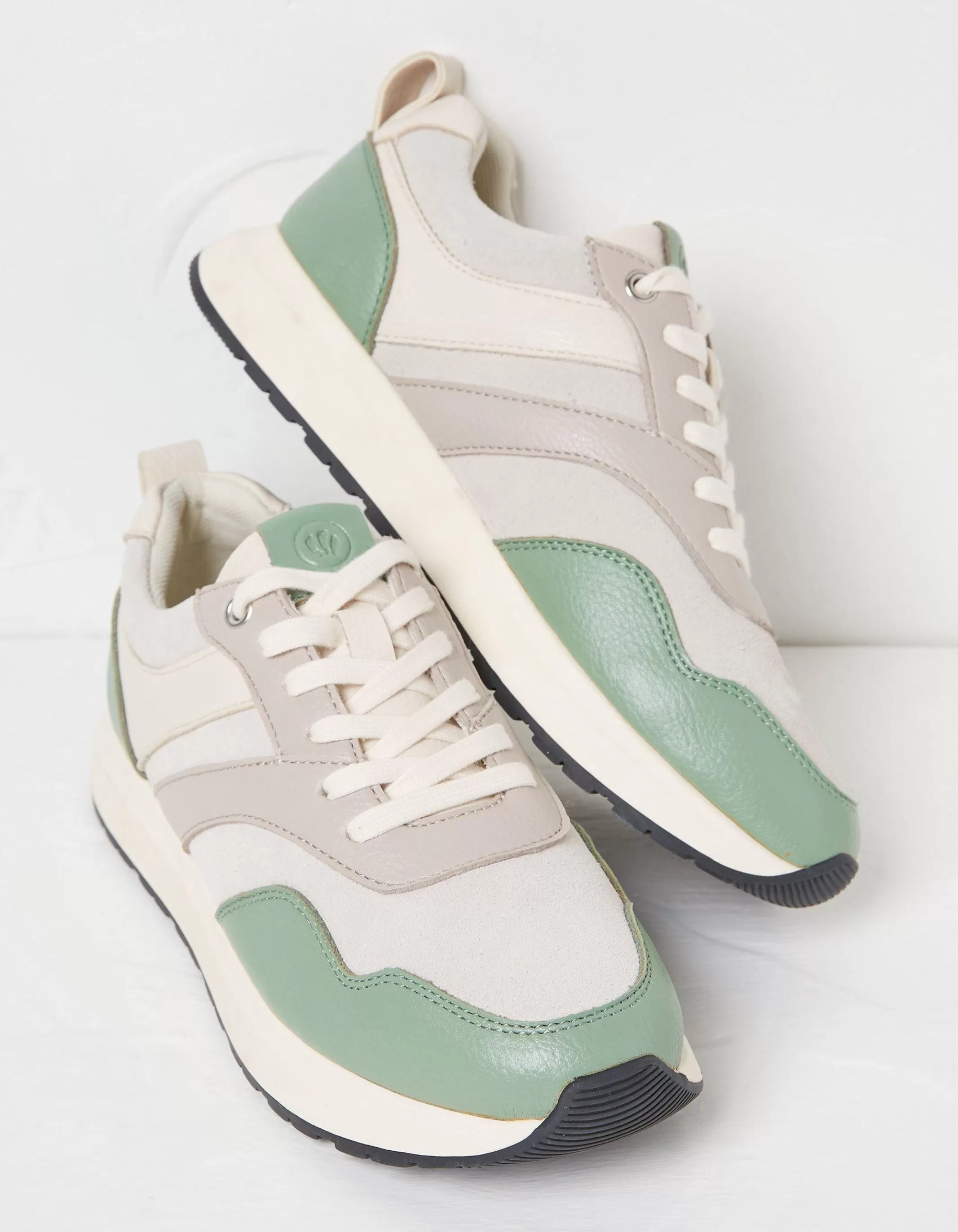 Store FatFace Nessa Trainer Green Haze