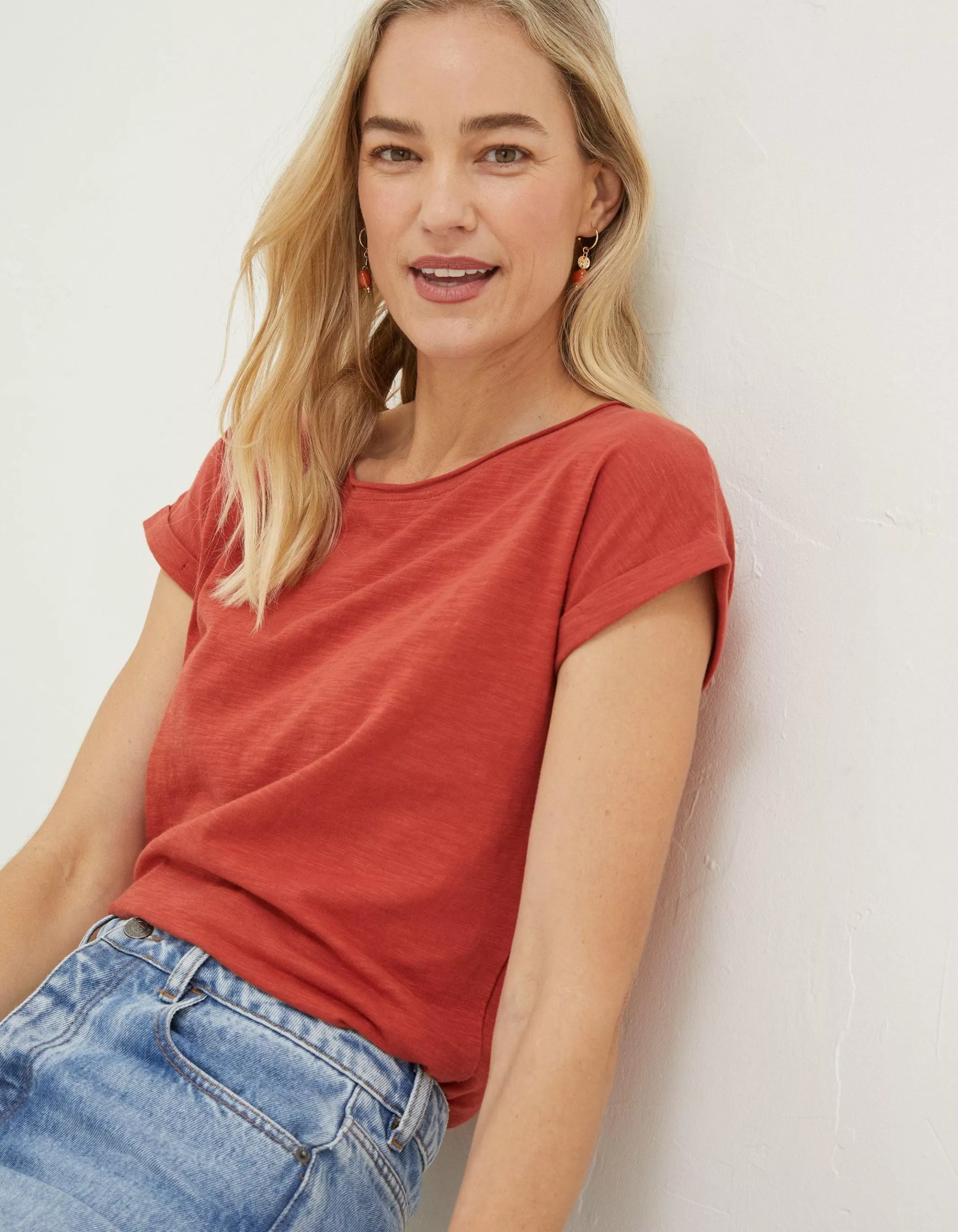 Hot FatFace Organic Cotton Ivy T Shirt Rust Red