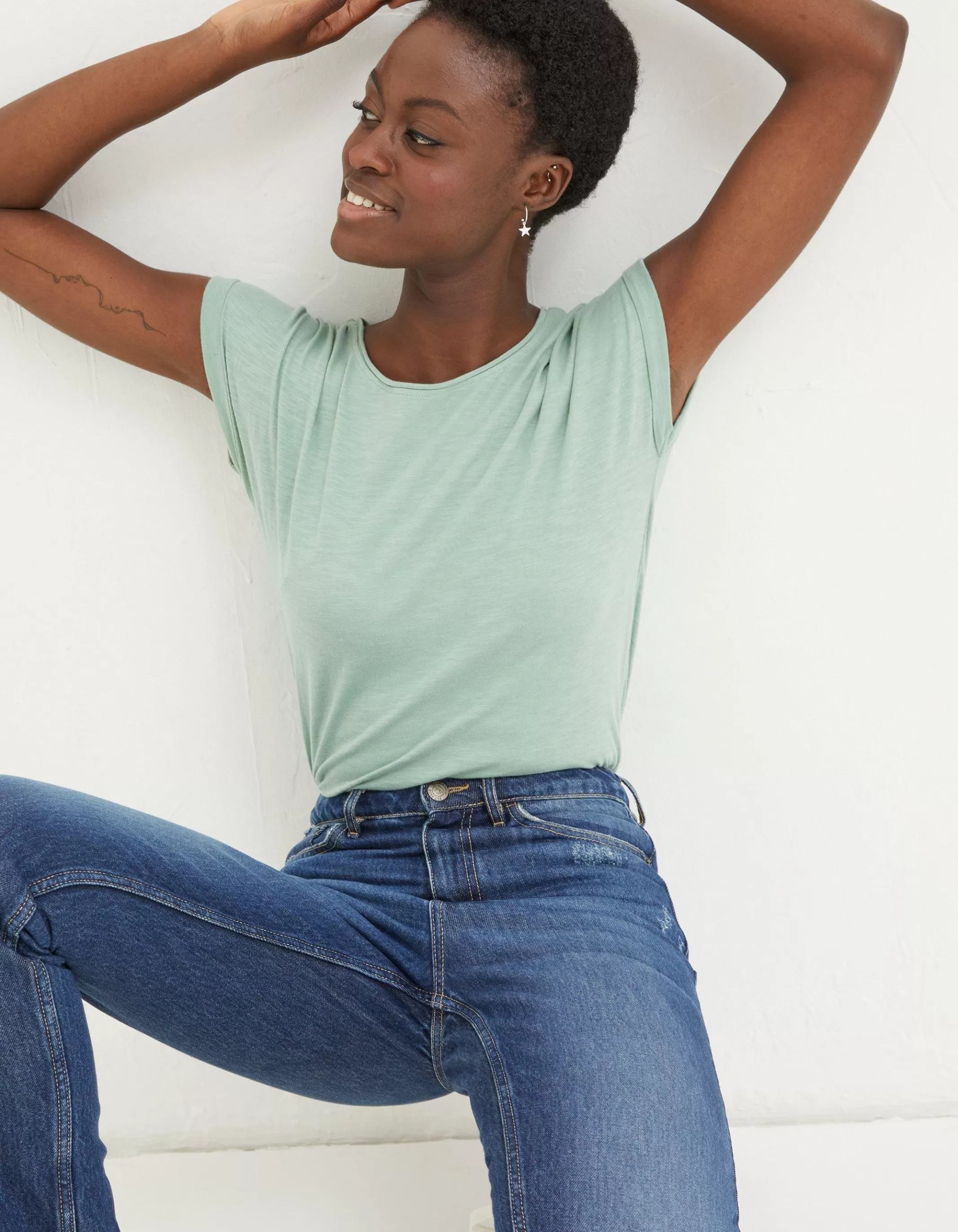 Hot FatFace Organic Cotton Ivy T Shirt Sage Green