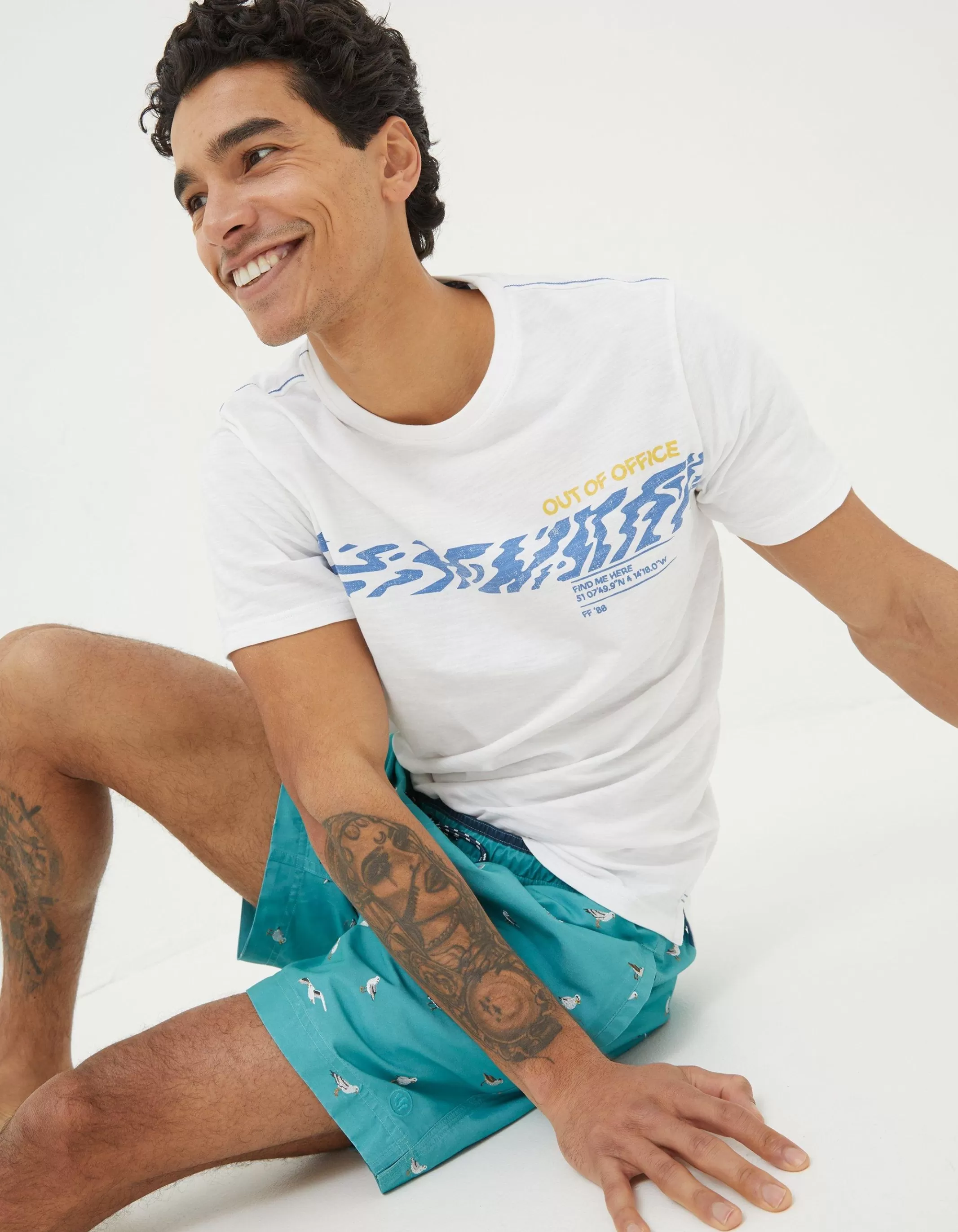 Cheap FatFace Out Of Office T-Shirt White