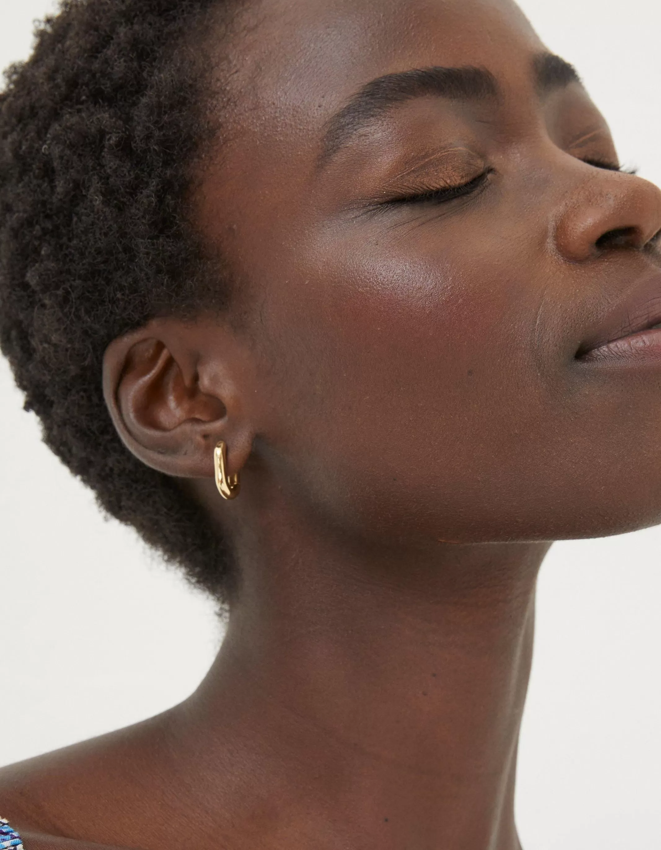 Best FatFace Oval Huggy Hoop Earrings Gold