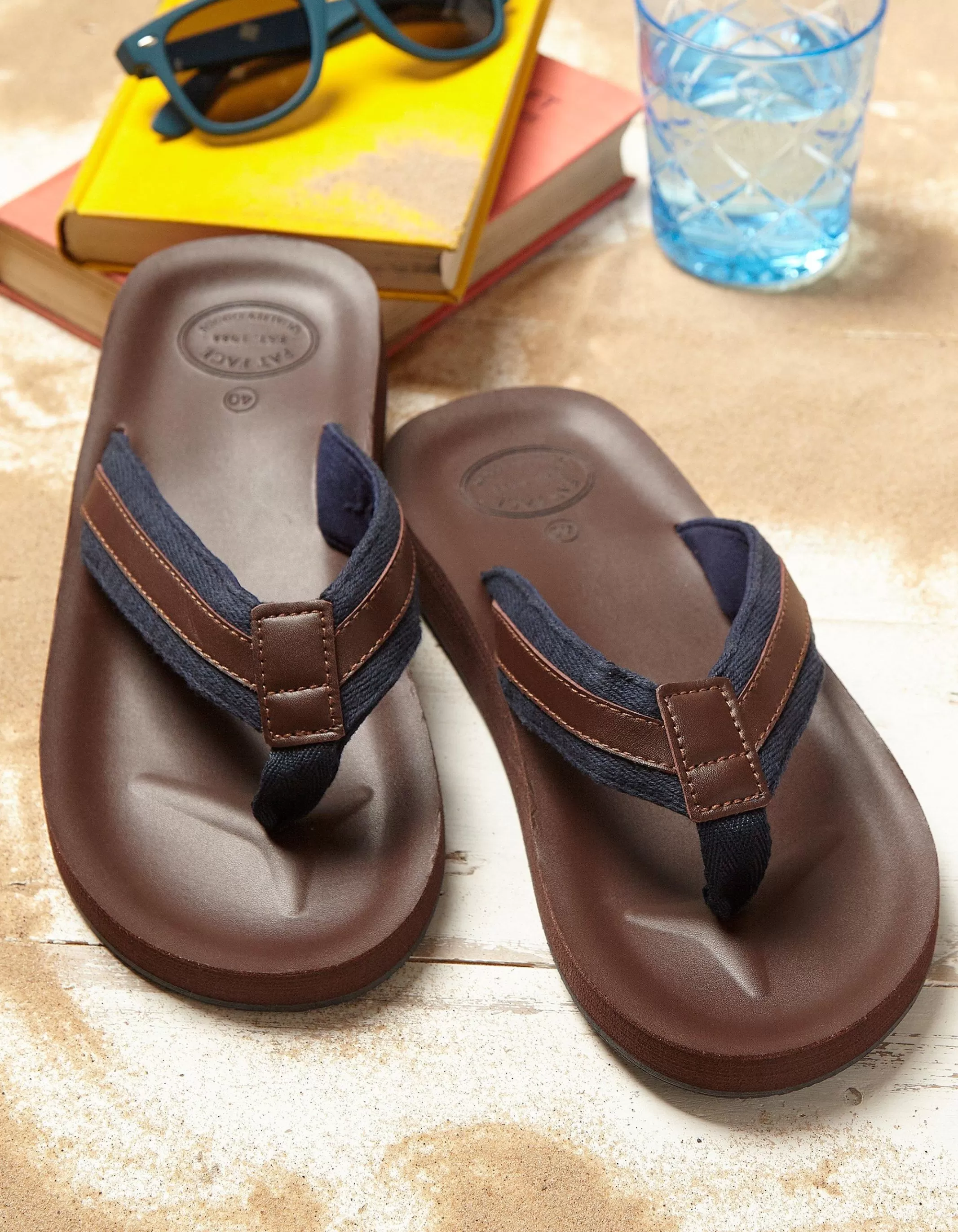 Store FatFace Ryde Leather Flip Flops Chocolate