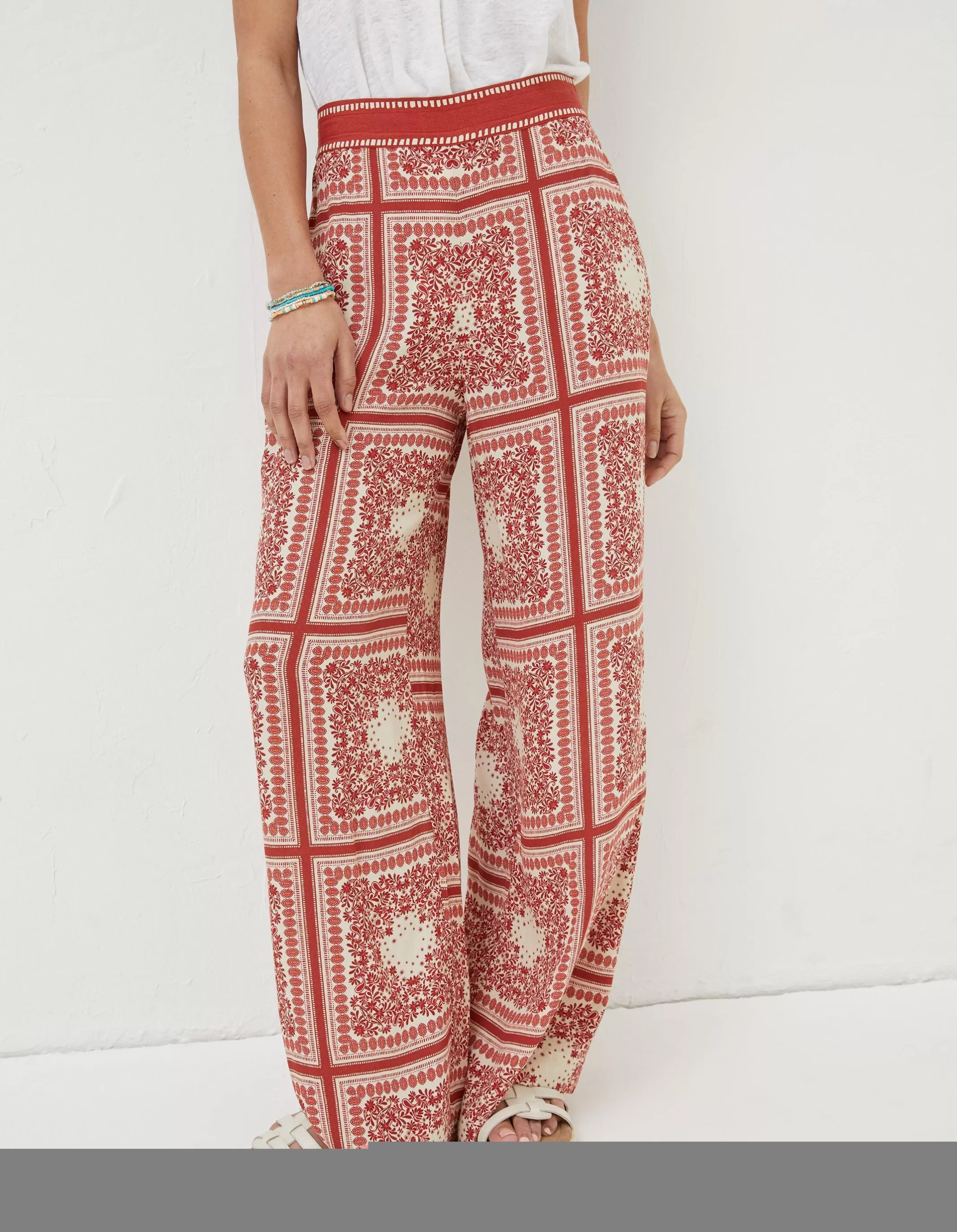 Store FatFace Scarf Print Palazzo Trousers Ivory