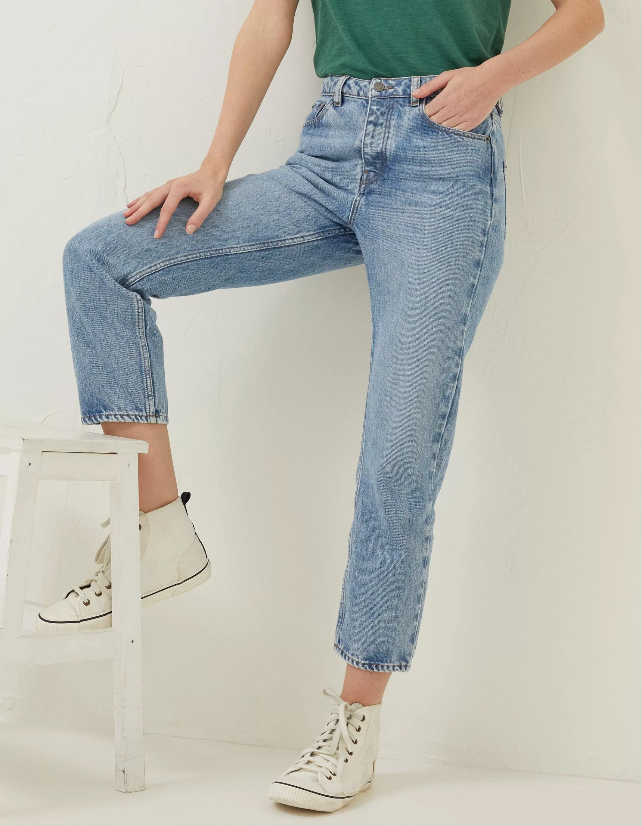 Online FatFace Sutton Straight Cropped Jeans Light Blue