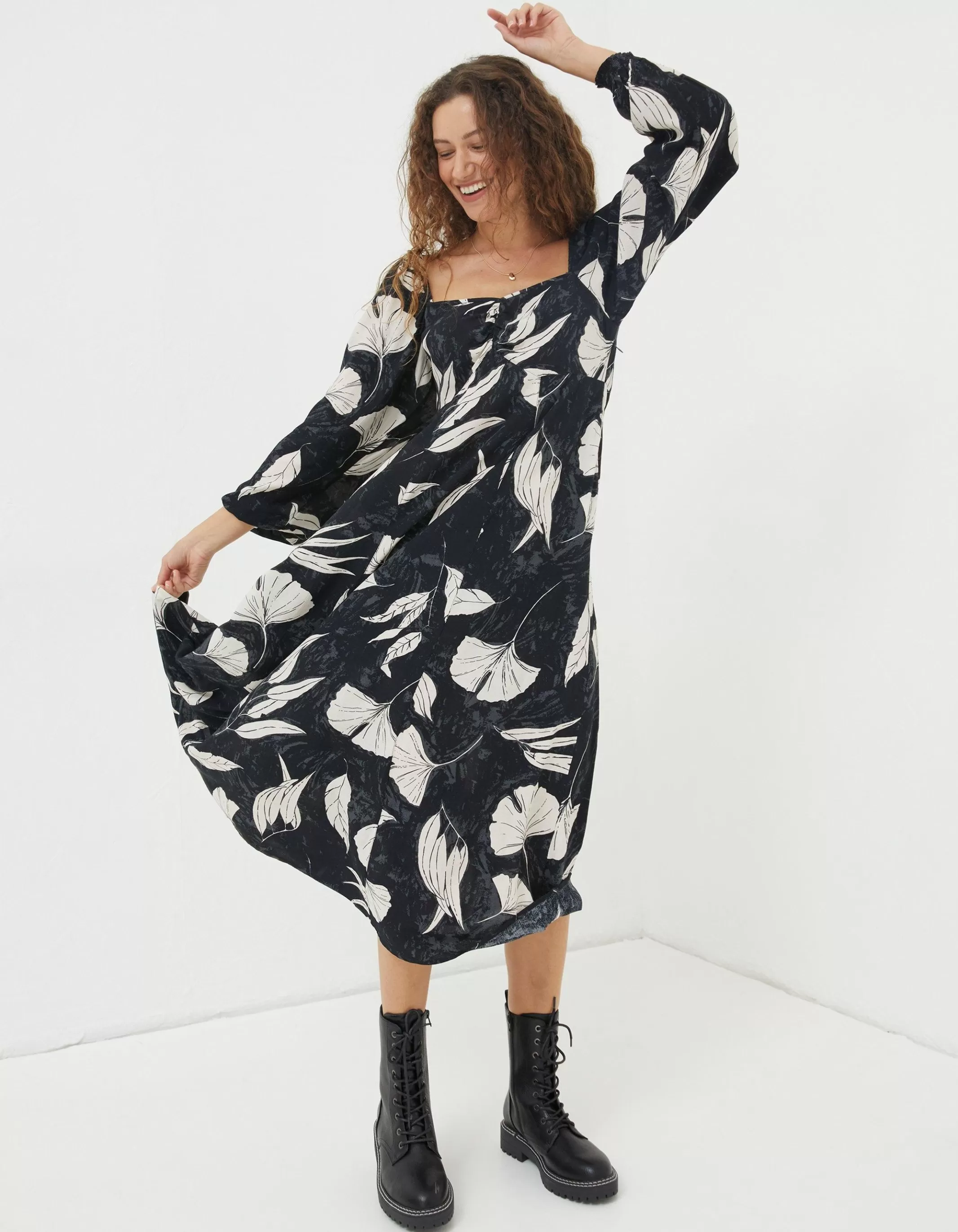 Online FatFace Tessa Twilight Leaves Midi Dress Black