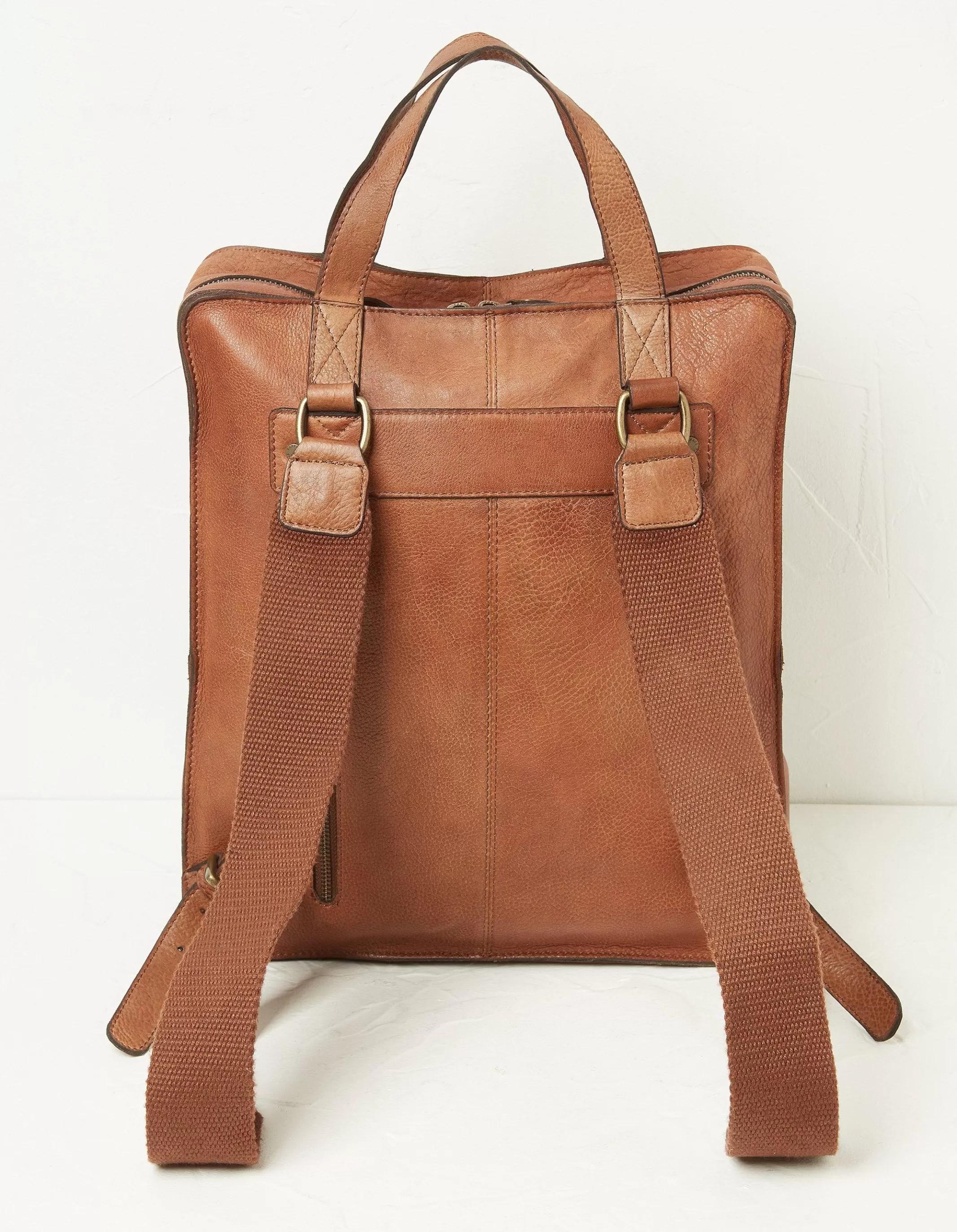 Cheap FatFace Windsor Leather Rucksack Chestnut