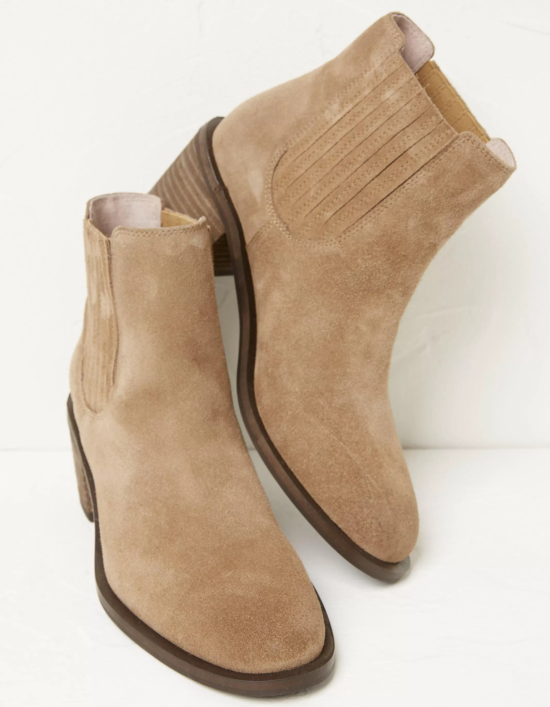 Hot FatFace Zara Block Heel Chelsea Boot Tan